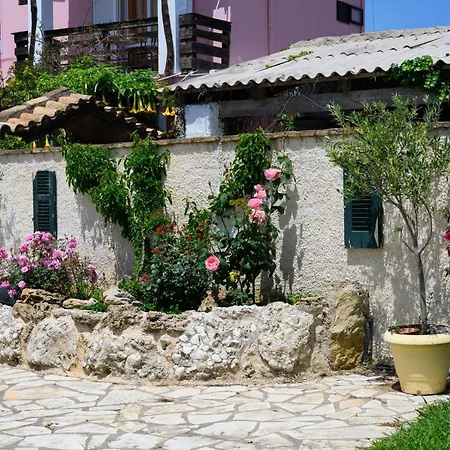 Harmony Corfu & Apartment *